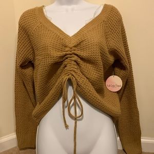 NWT Camel Soft and Sexy Crop Tie Long sleeve V-Neck Sweater in Medium